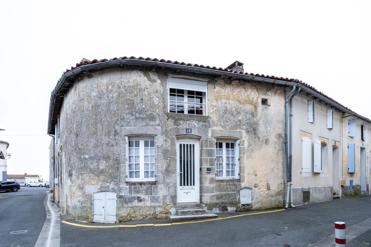 Laconciergeriejonzac, Residence Georgeon Εξωτερικό φωτογραφία